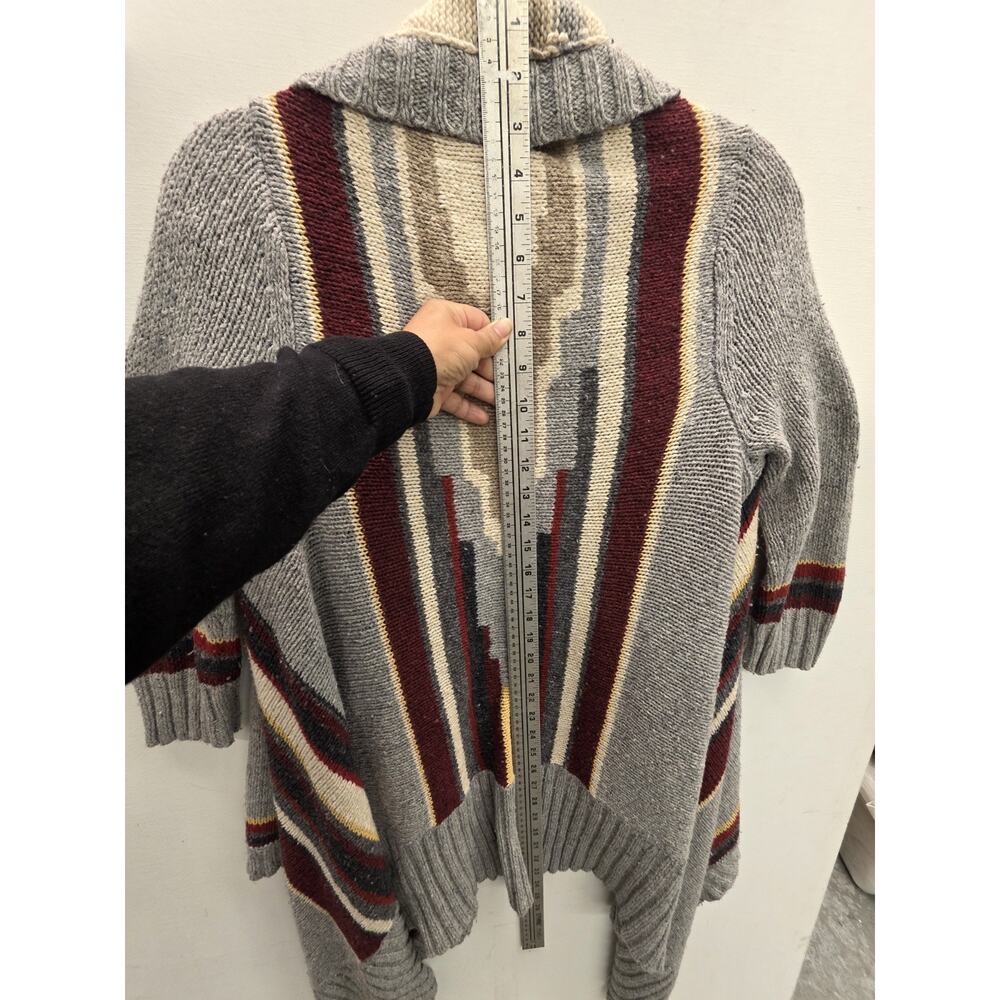 Hollister Southwestern Aztec Open Front Poncho Cardigan Sweater Size M/L - Picture 8 of 9